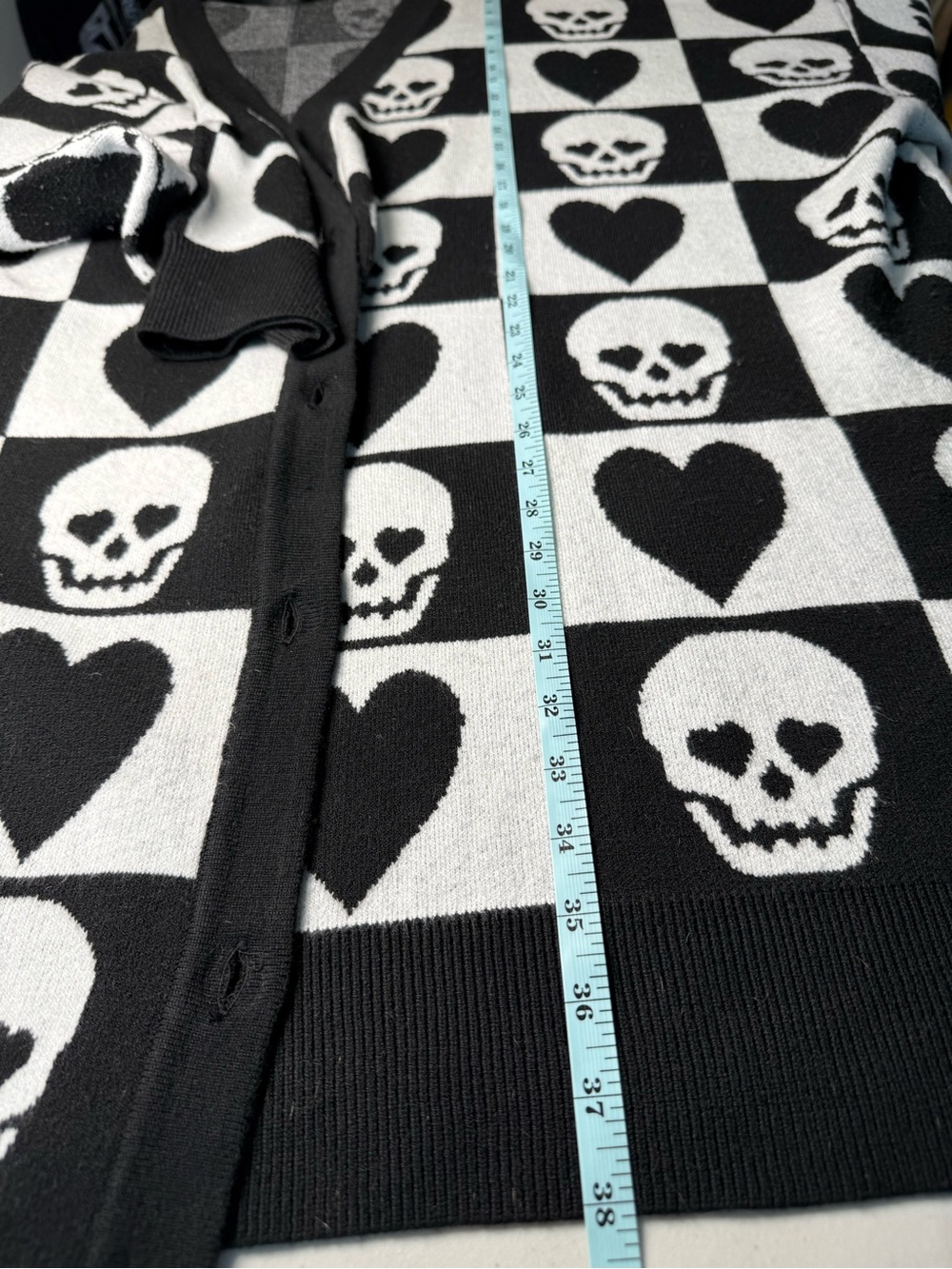 6x Boyfriend Black & White Skull Heart Knit Cardigan - Picture 6 of 11
